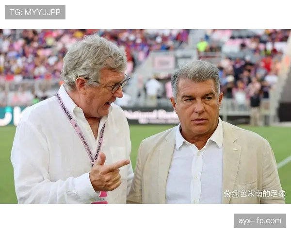 莱万多夫斯基密会拉波尔塔,巴萨新战略或将揭晓 莱万多夫斯基密会拉波尔塔,巴萨新战略或将揭晓