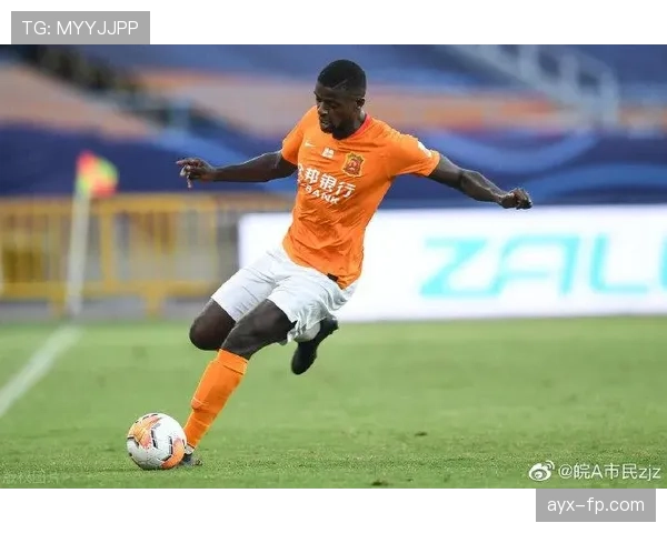 范戴克抢断数据亮眼,筑牢防线助球队稳守胜局 范戴克抢断数据亮眼,筑牢防线助球队稳守胜局